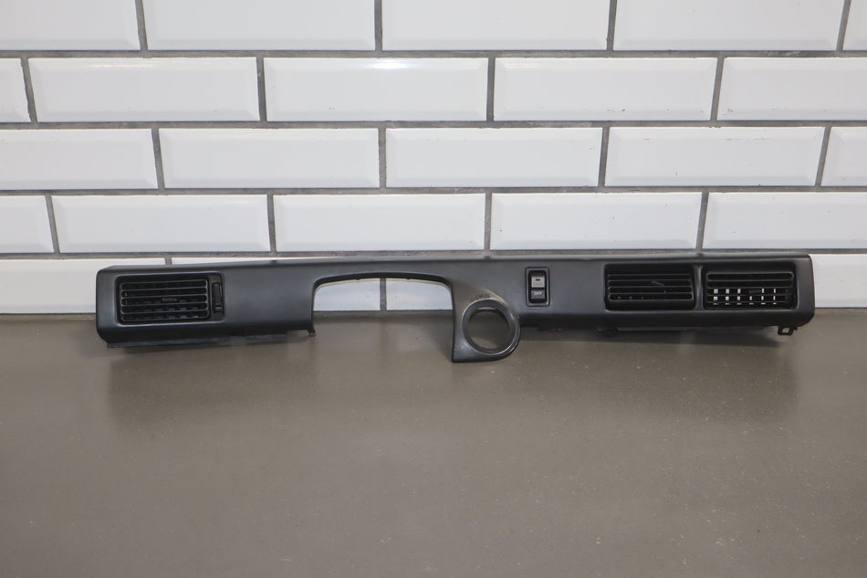 1988 Toyota Corolla GTS Kit- Dash Vents OEM