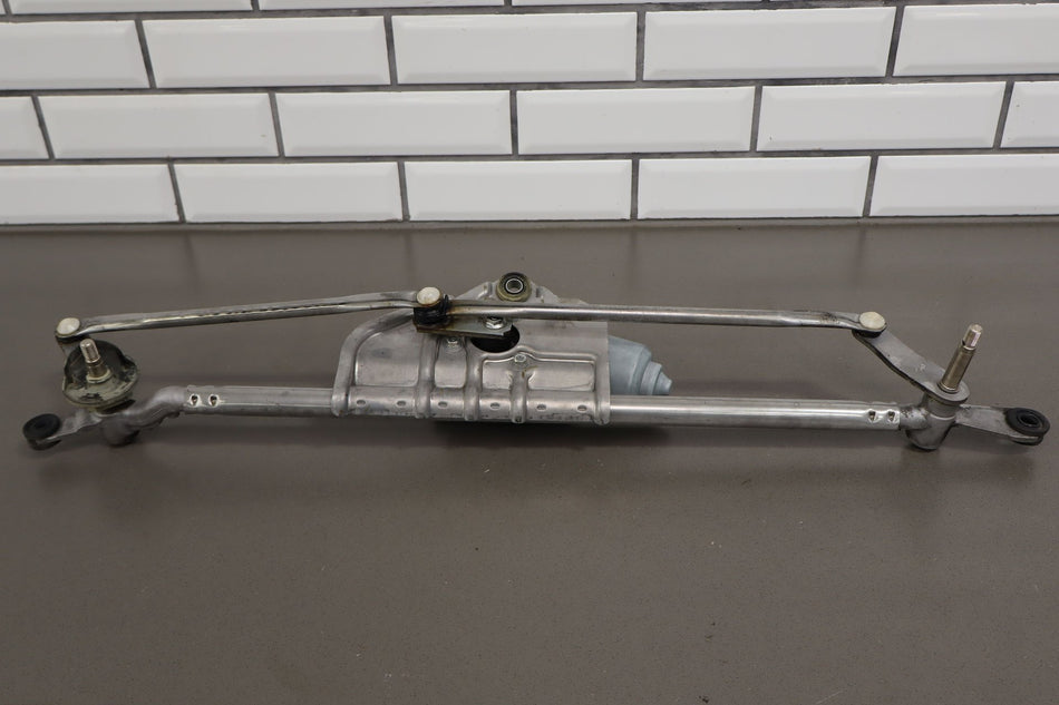 2014 Chevrolet Camaro- Wiper Linkage