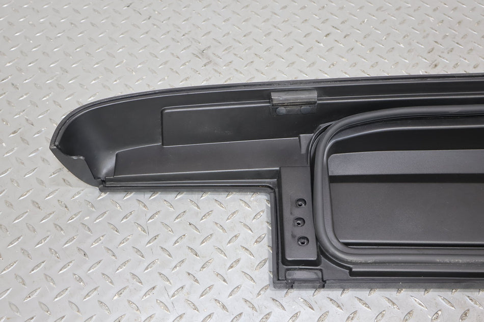 07-13 Chevy Avalanche Right Bedside Storage Lid (Black)