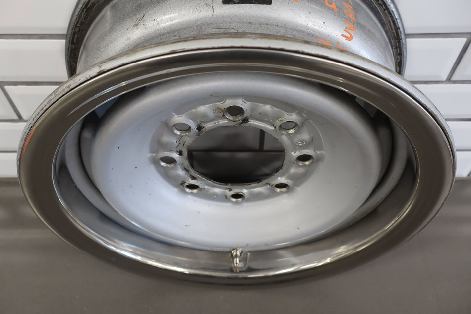 1997 Chevrolet Suburban 2500 Wheel OEM
