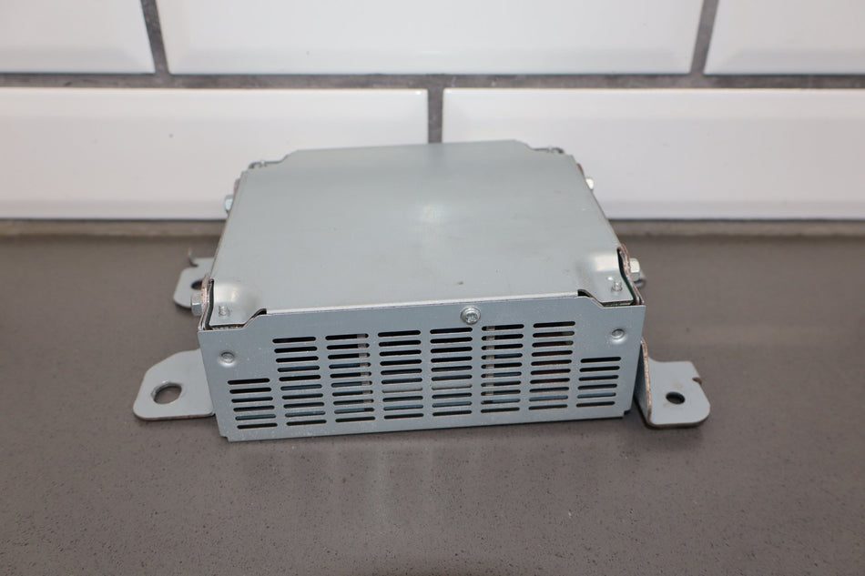 16-21 Nissan Titan XD 5.0L DC to AC Inverter Assembly 359