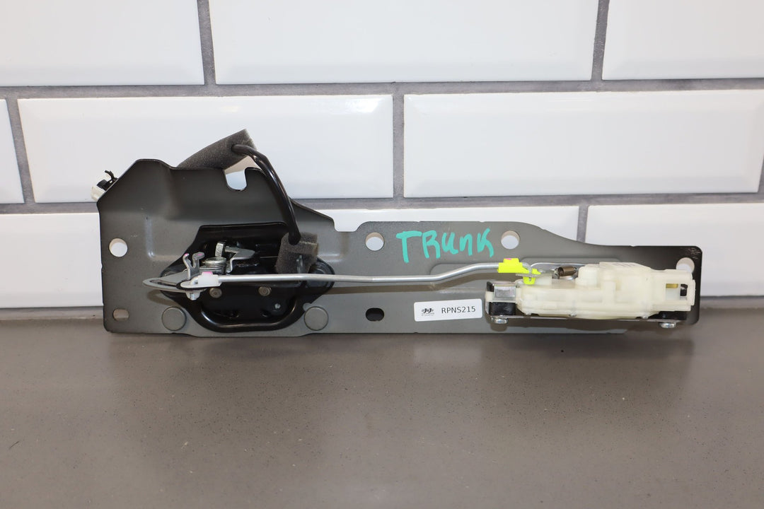 https://dvyuexp86pxrj.cloudfront.net/afb4b39b-4871-415e-a25a-a49131a4a926/10D9C4F9-D4E9-433A-960B-B4953EB66493/web_d94f5946-00ce-462d-bc34-174fa27cf225.jpg