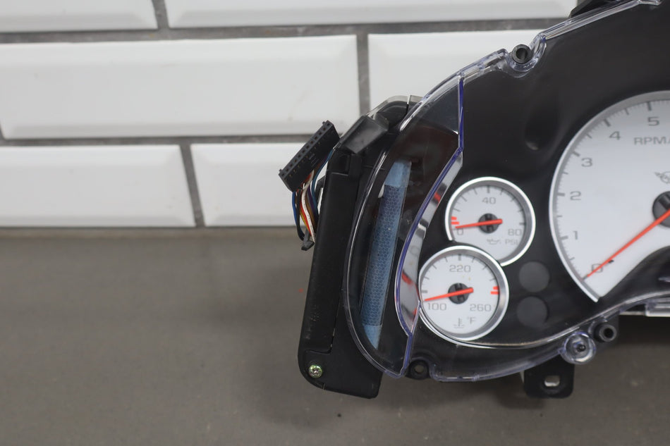1997-2004 Chevrolet Corvette C5- Instrument Cluster 10408309