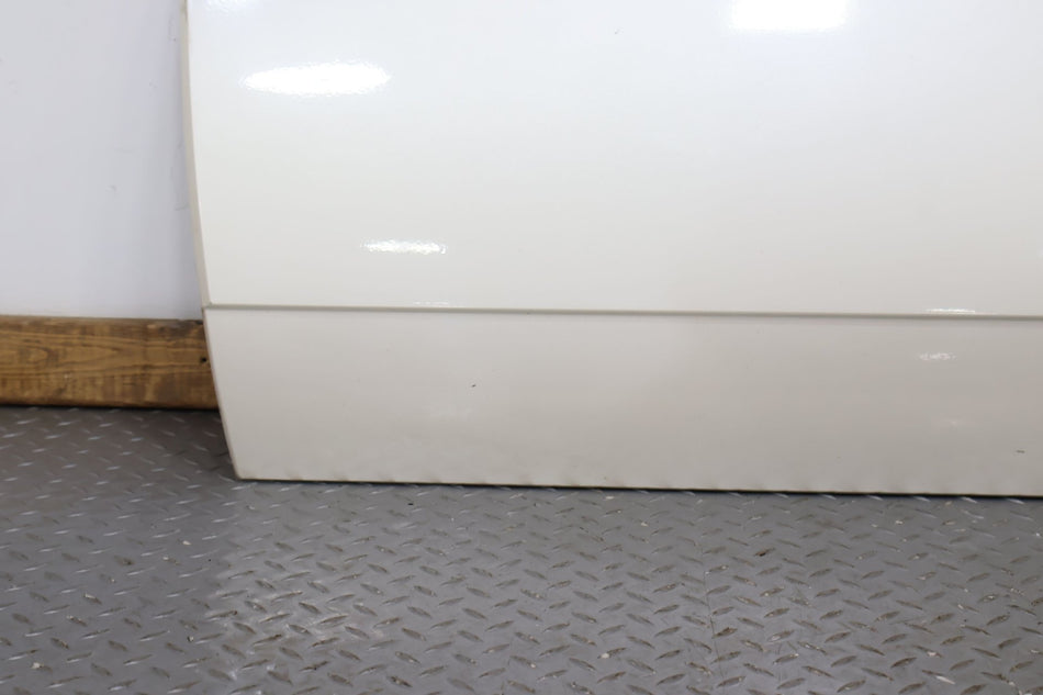 2006 Cadillac Escalade Left Front Door Molding White 98U
