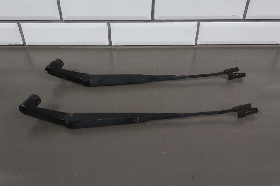 1992 Toyota Land Cruiser- Wiper Arm