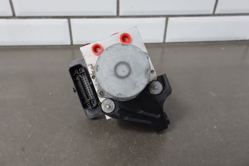 2020 Tesla Model Y- ABS Brake Unit