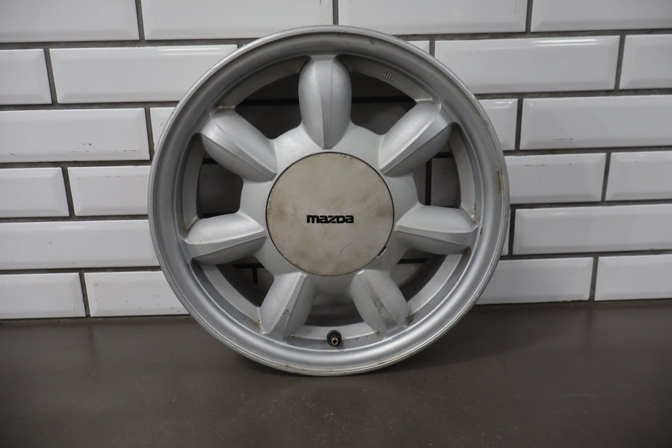 1990-1992 Mazda Miata NA Single (1) 14x5.5 Silver Daisy Wheel W/Center Cap