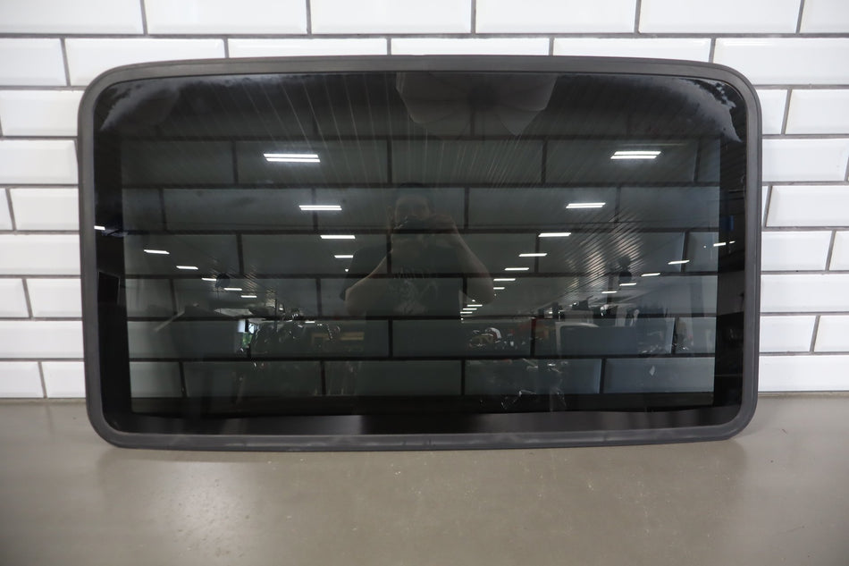 2003-2009 Hummer H2- Sunroof Glass Window 15781625