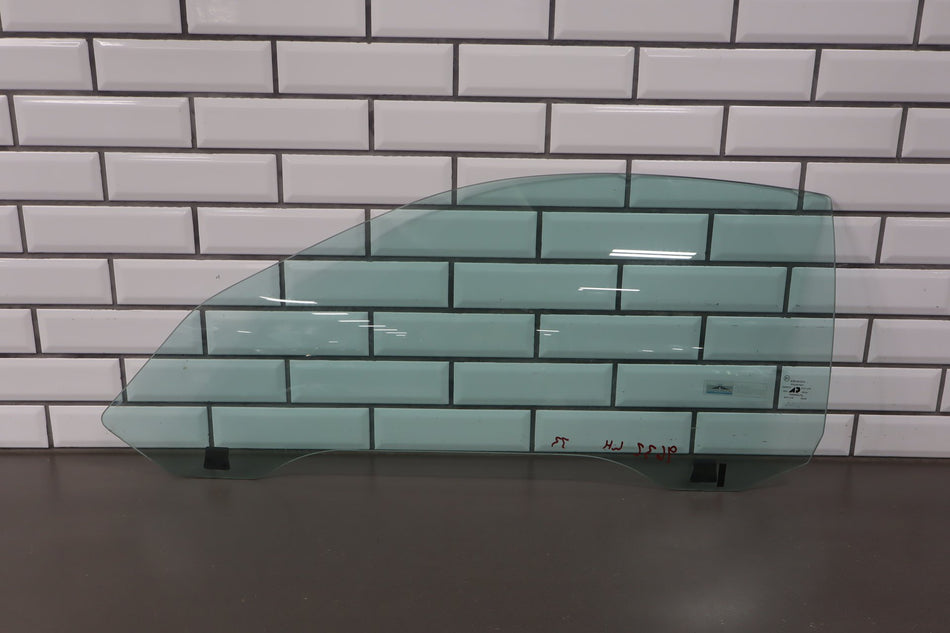 1997-2004 Chevrolet Corvette Left Front Door Window 10403190 OEM