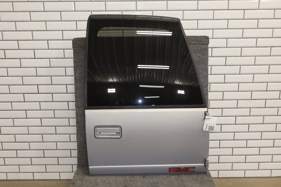 99-00 Yukon Denali Escalade (GMT400) RH Rear Barn Door Silvermist 17