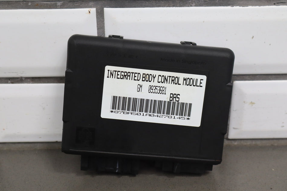 1996-2002 Chevrolet Camaro Body Control Module 09353681