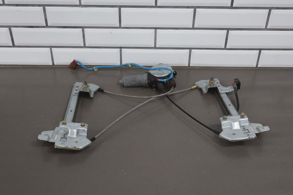 1993-1997 Honda Civic del Sol Back Window Regulator OEM