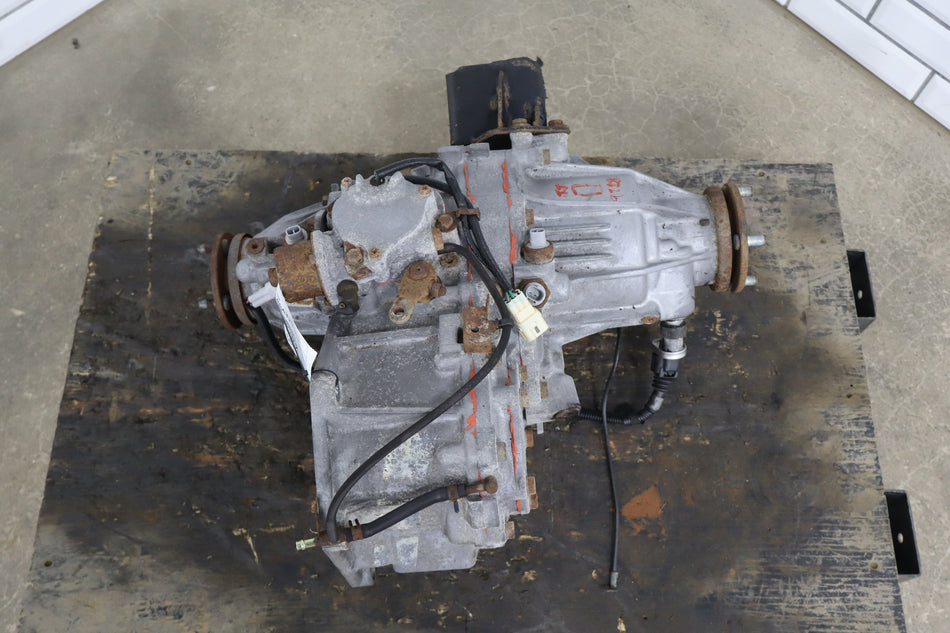 1996-1997 Lexus LX450 Transfer Case 3613060790 OEM