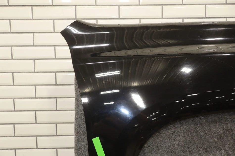 2011 Lexus GX460 Right Fender