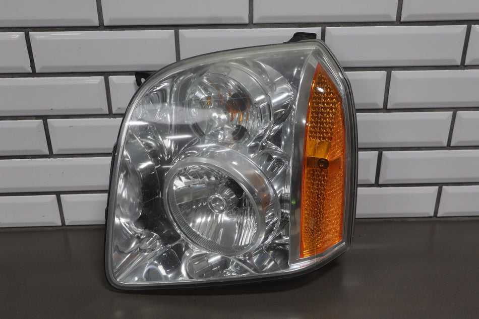 2012 GMC Yukon SLT Left Headlamp 15861025