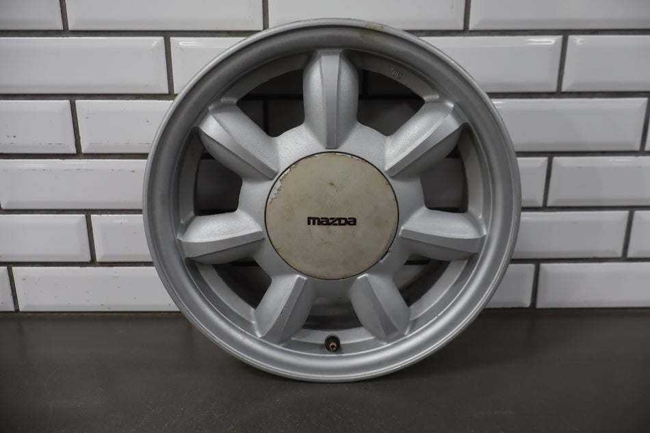 1990-1992 Mazda Miata NA Single (1) 14x5.5 Silver Daisy Wheel W/Center Cap