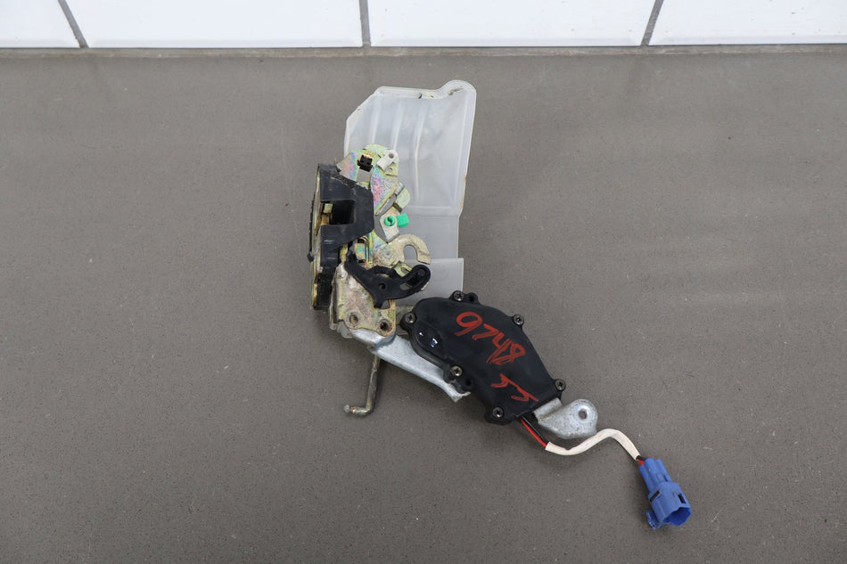 1991-1997 Toyota Land Cruiser Lexus LX450 Left Rear Door Latch 6934060060