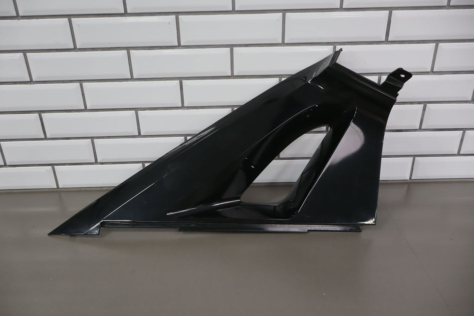 2013 Chevrolet Avalanche- Left Quarter Glass Mold