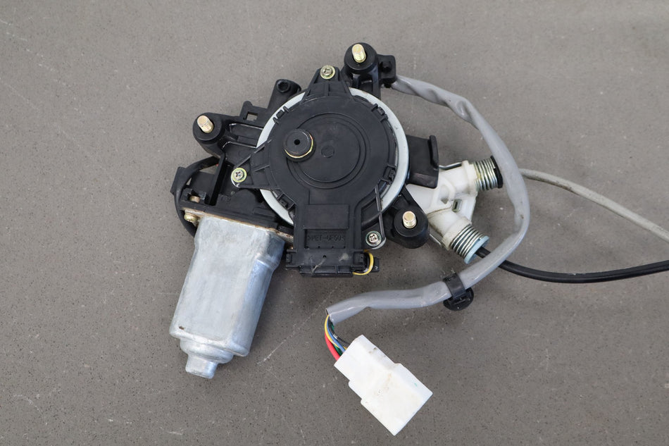 02-10 Lexus SC430 Z40 Left Front Door Regulator With Motor