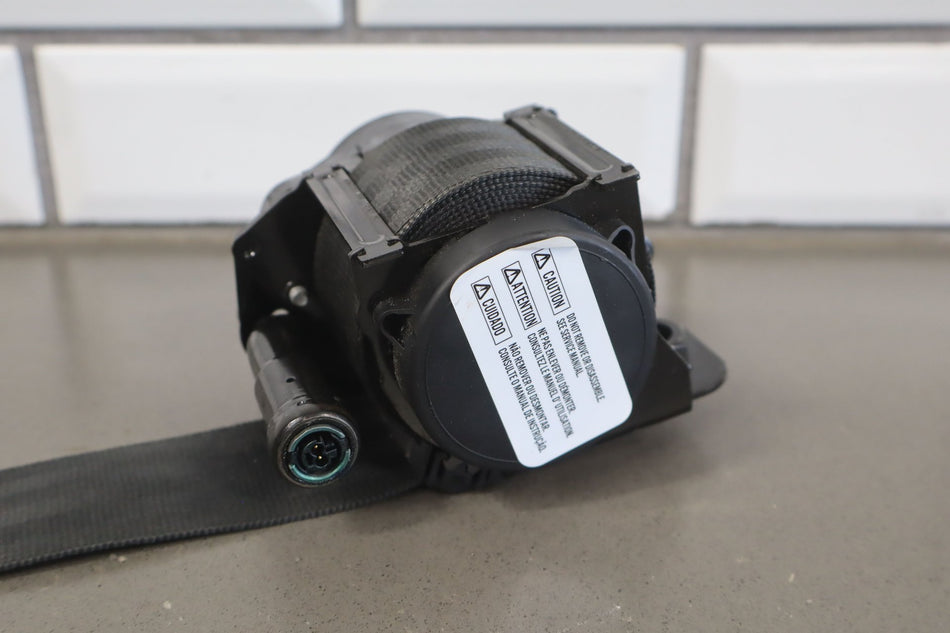 2013 Fiat 500- Front Seat Belt