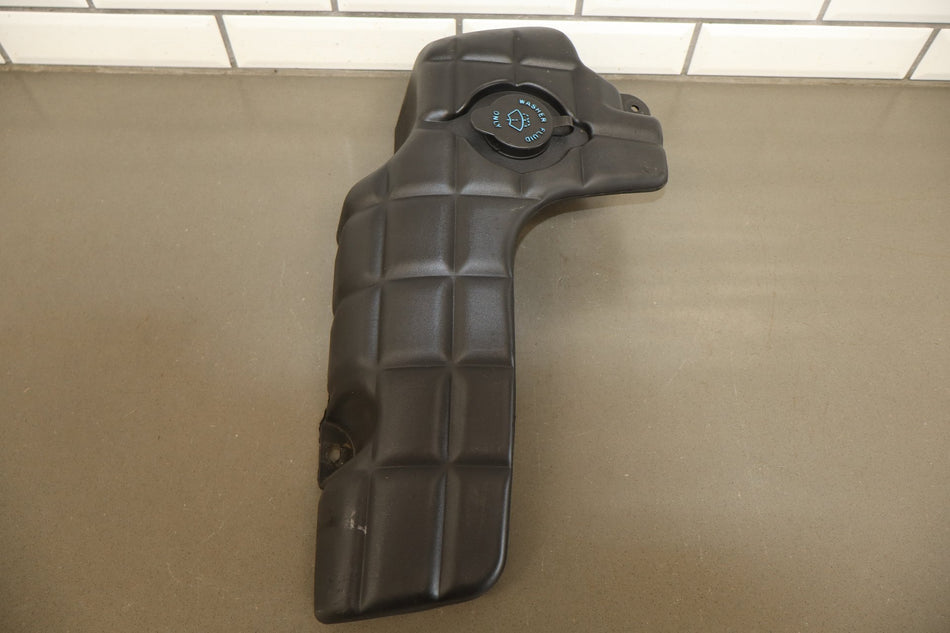 1997-2004 Chevrolet Corvette C5 Washer Bottle 22155677