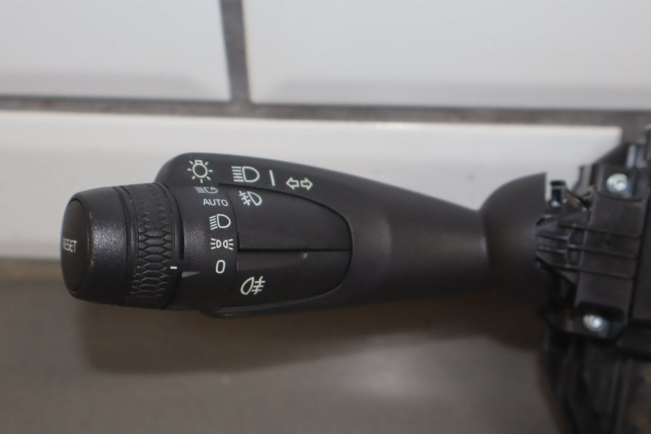 2021 Polestar 2- Combination Switch