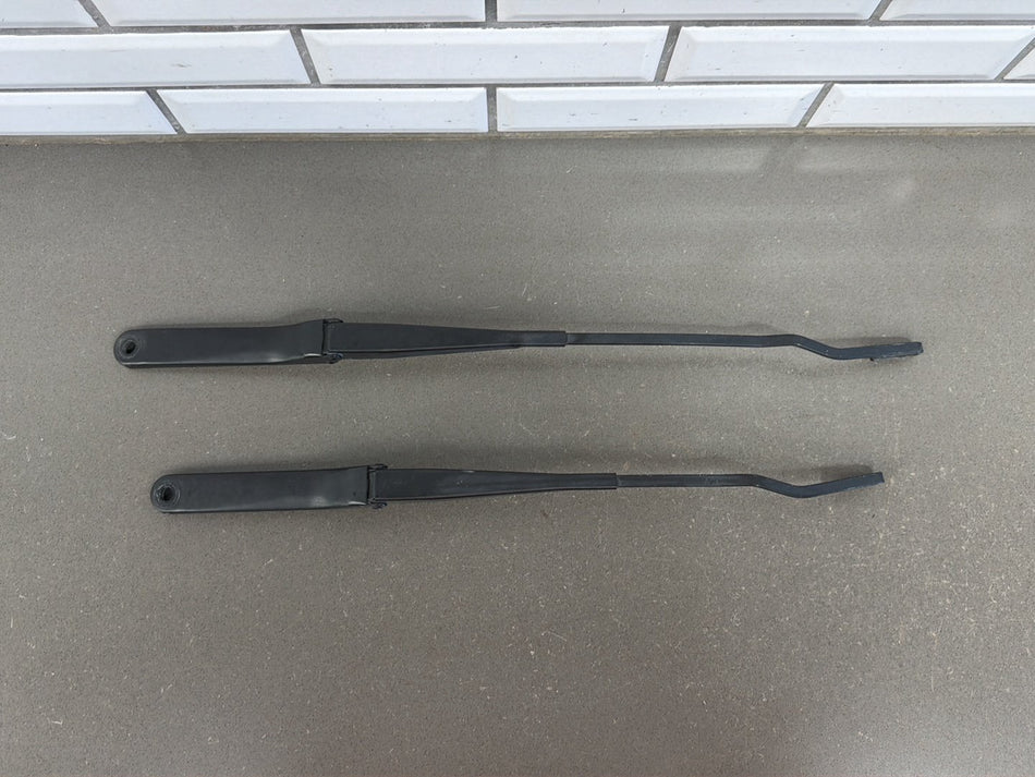 1996-2002 BMW Z3 Wiper Arm Pair LH RH OEM No Blades