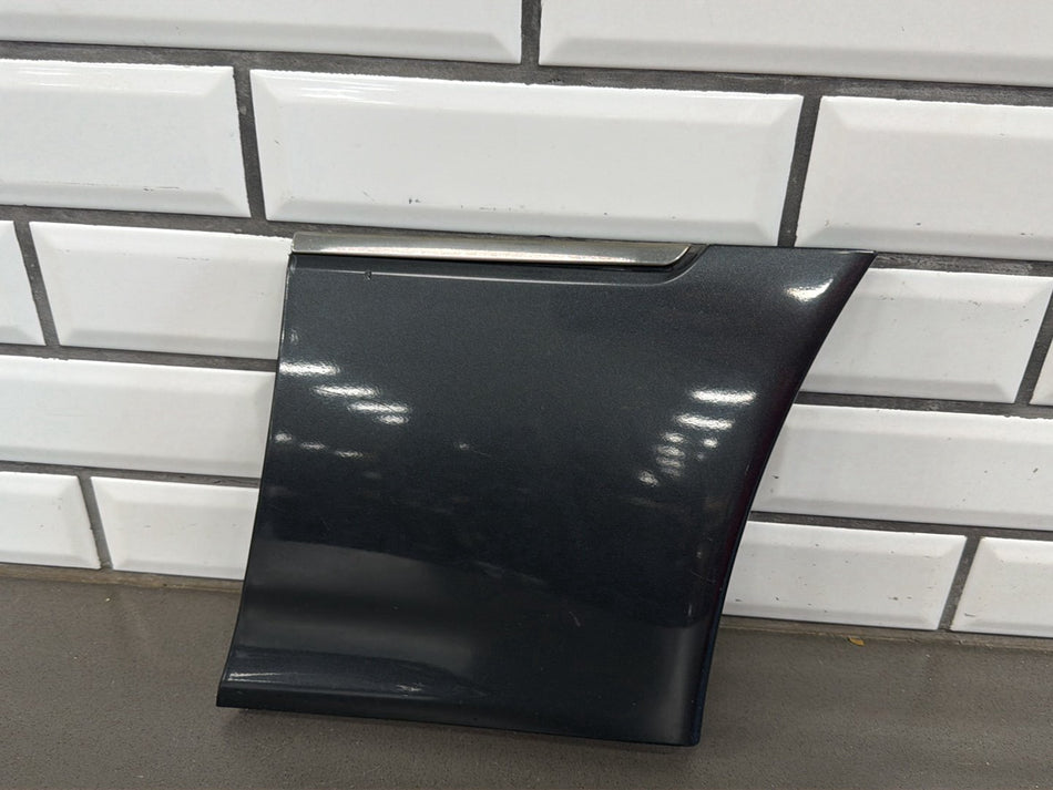 2004 Lexus LS430 F30- Right Fender Molding