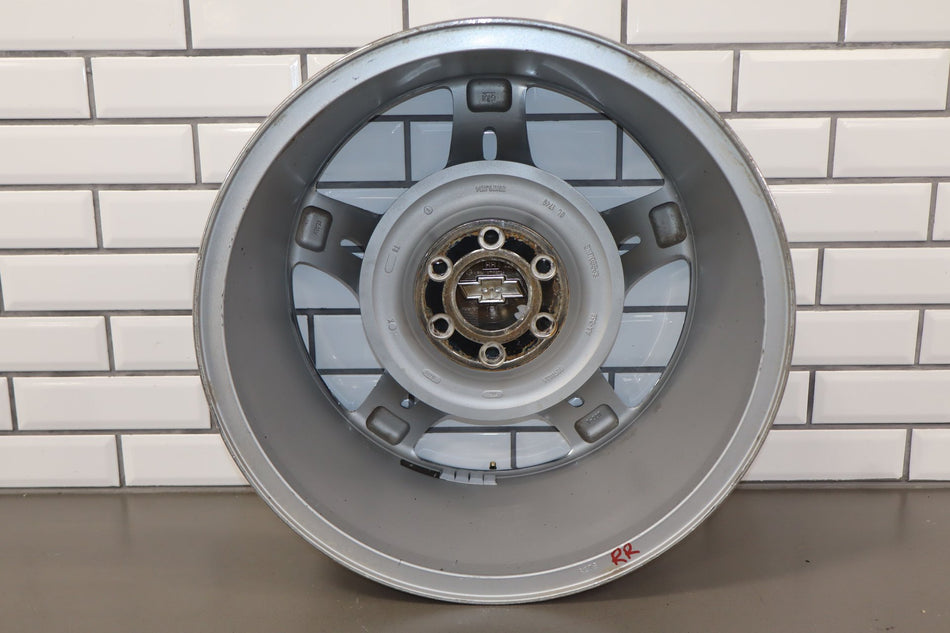2004-2006 Chevrolet SSR Rear Chrome Wheel 15117288 OEM