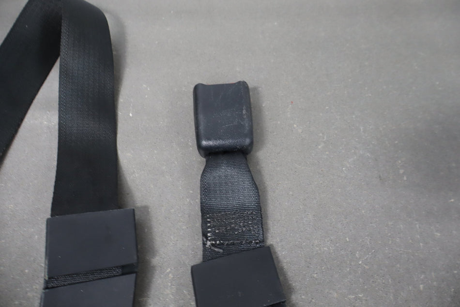 2006 Ford F-250 Super Duty Harley Davidson Rear Center Seat Belt