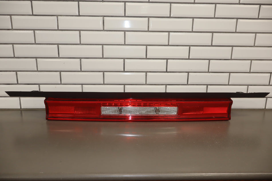 2008-2010 Dodge Challenger Taillight Set OEM