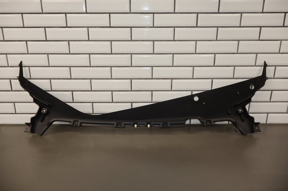 2020 Tesla Model Y- Cowl Vent Panel