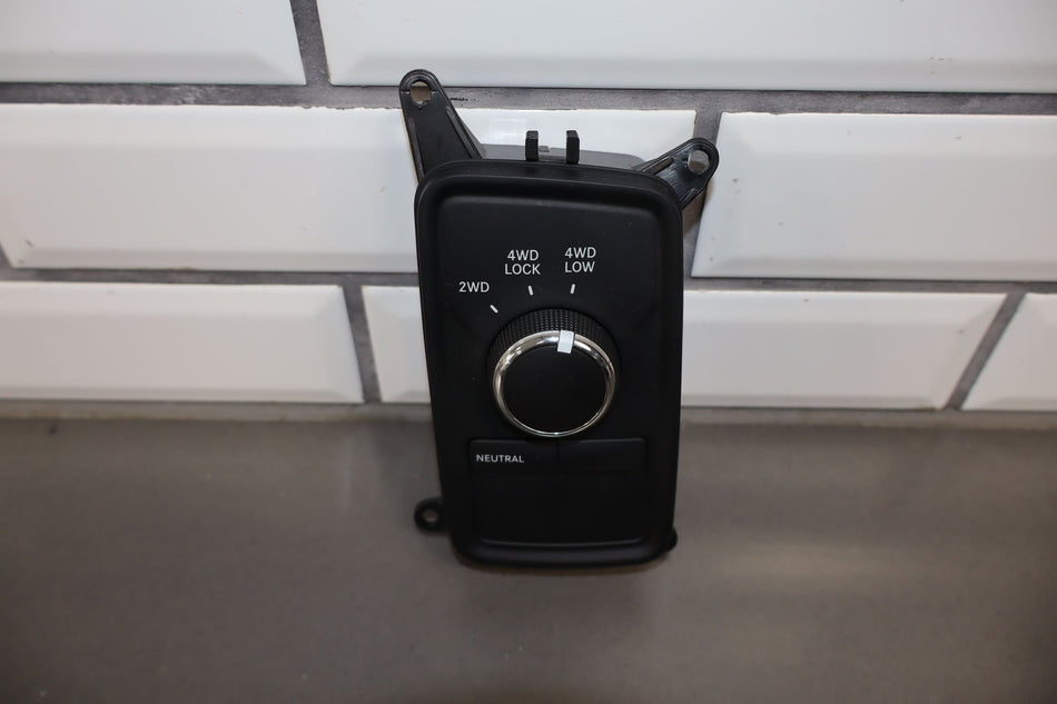 2018 Ram 2500 Tungsten Dash Mounted Transfer Case Switch 68142281AE