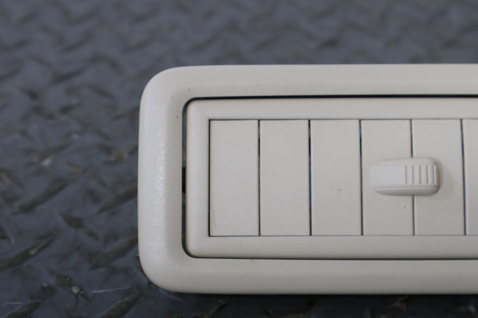 2010 Lexus GX460- Dash Vent