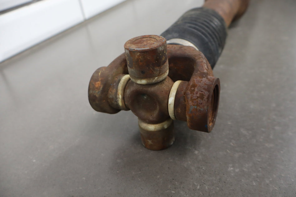 2012 Ford F-250 Super Duty- Front Drive Shaft