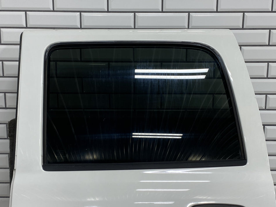 01-07 Chevy GMC Silverado Sierra Suburban GMT800 Crew Cab Left Rear Door 50U