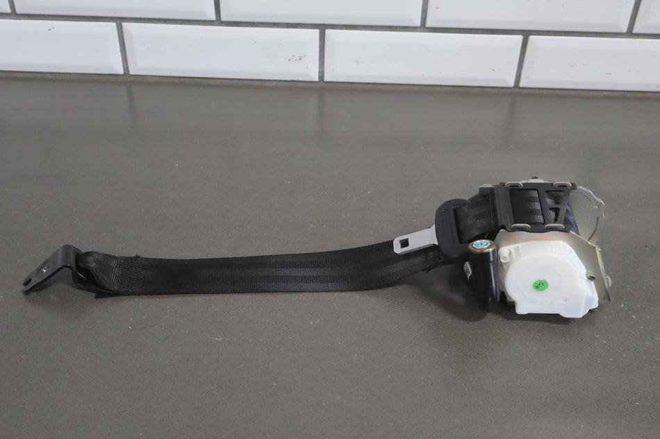 2021-2023 Polestar 2 Long Range Dual Motor Right Rear Seat belt Charcoal RF80