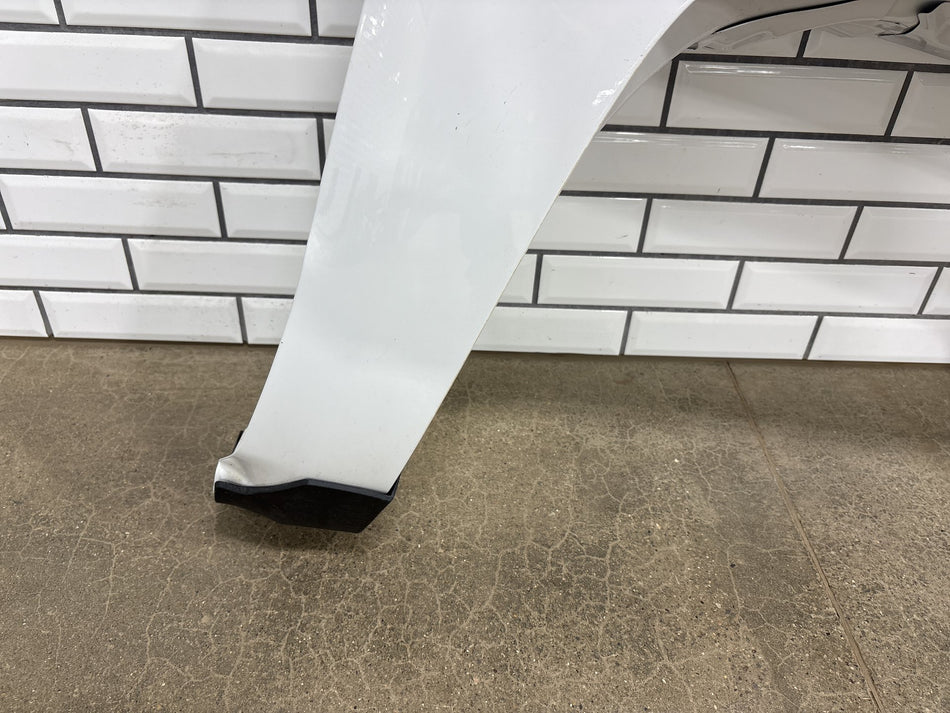 15-19 Chevy Silverado 2500HD 3500HD Right Fender Olympic White (GAZ) OEM