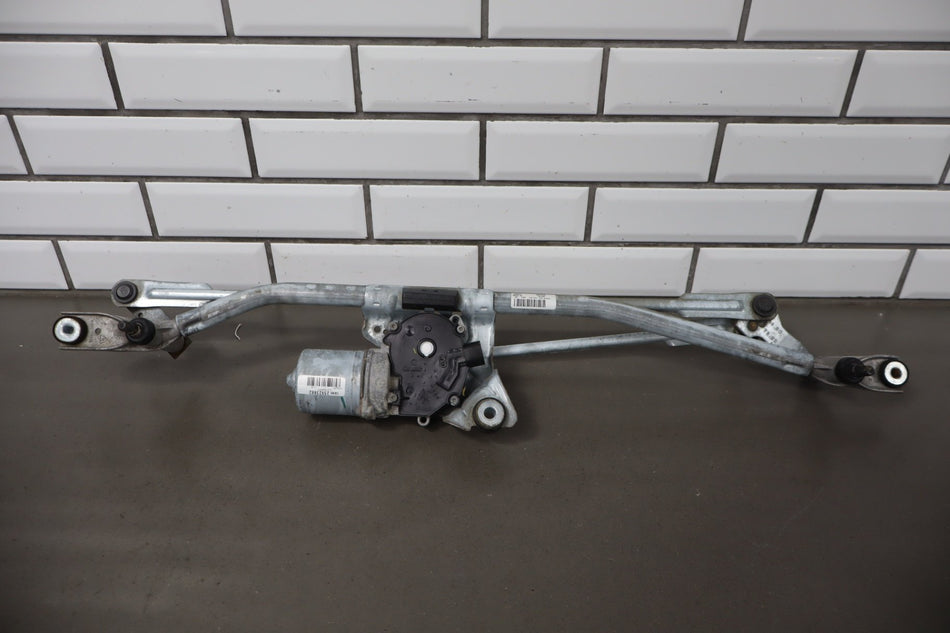 2009 Cadillac Escalade ESV- Front Wiper Motor