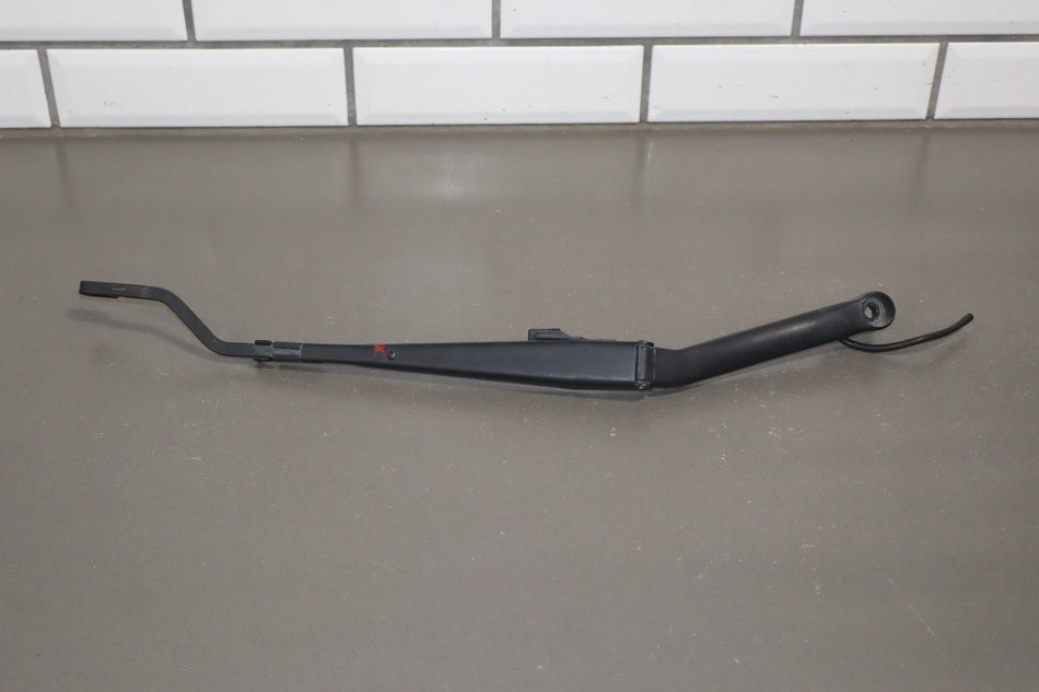 1997-2004 Chevrolet Corvette C5 Wiper Arm LH &amp; RH Pair