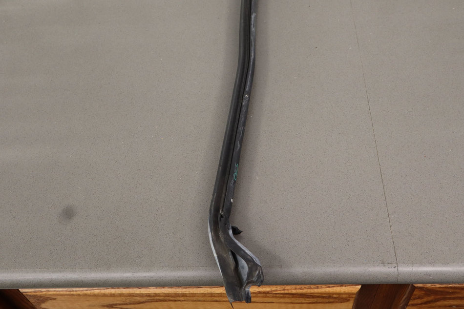 2006 Chevrolet Corvette C6- Windshield Weatherstrip Seal 20774936