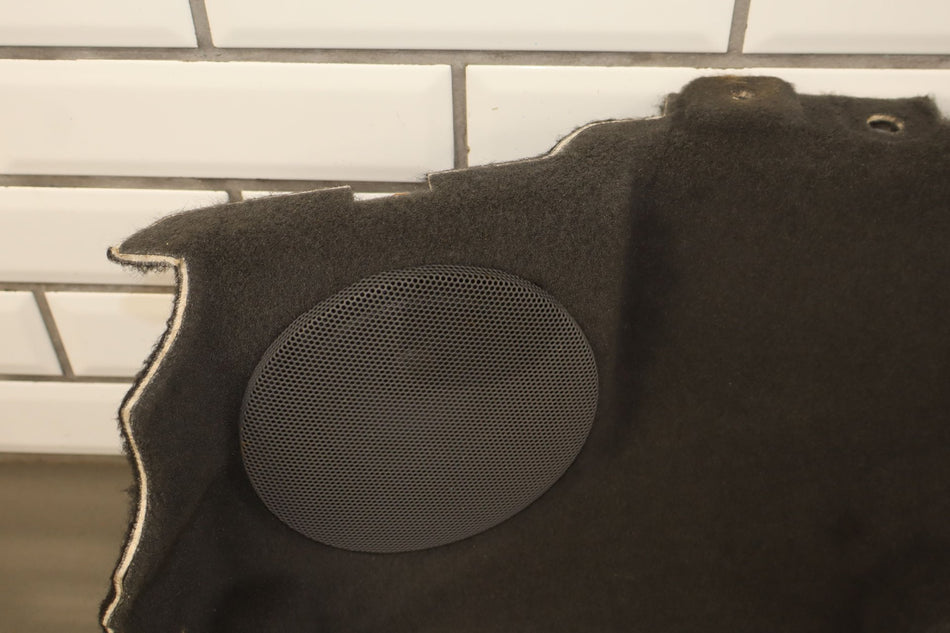 2010 Chevrolet Corvette- Speakers