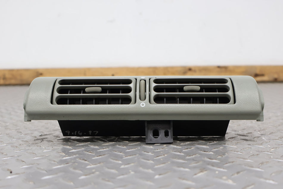 95-99 Buick Riviera Center Dash AC Vent (Autumn Green)