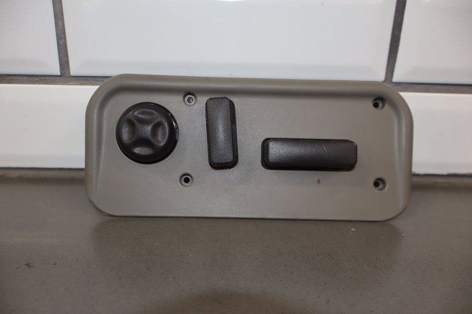 2004 Hummer H2- Seat Switch