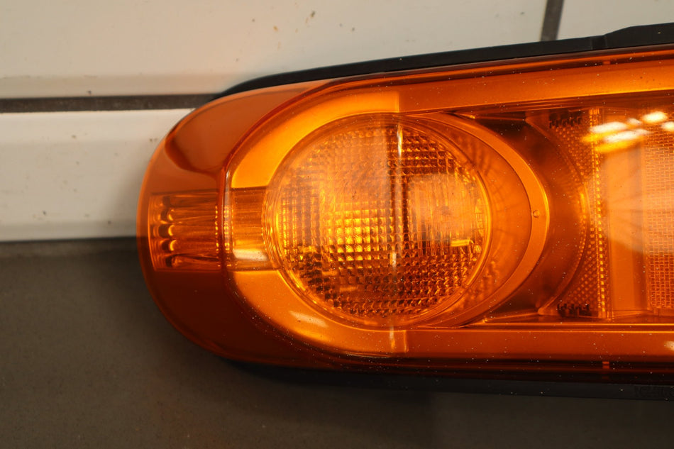 2007-2014 Toyota FJ Cruiser Right Headlamp OEM