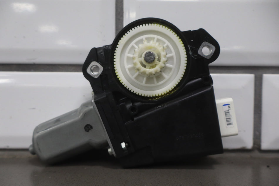 2012 GMC Yukon GMT900- Sun Roof Motor