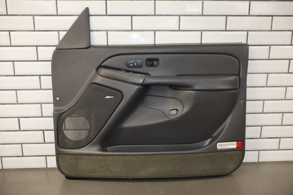 2004 Chevrolet Silverado 2500 GMT800- Right Front Door Trim Panel