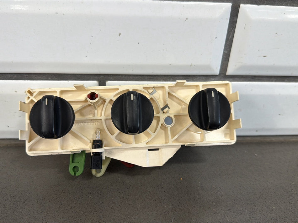 1998 BMW Z3 1.9i 1.9L Climate Control OEM