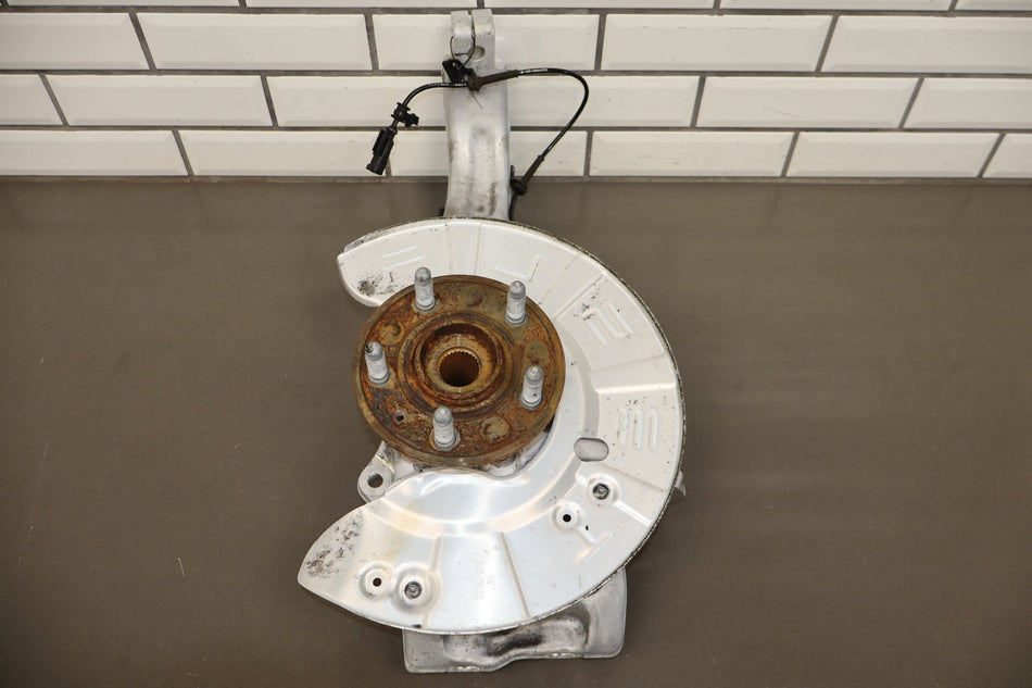 2016-2020 OEM Tesla Model X Front Right Passenger Spindle Knuckle W/ Hub