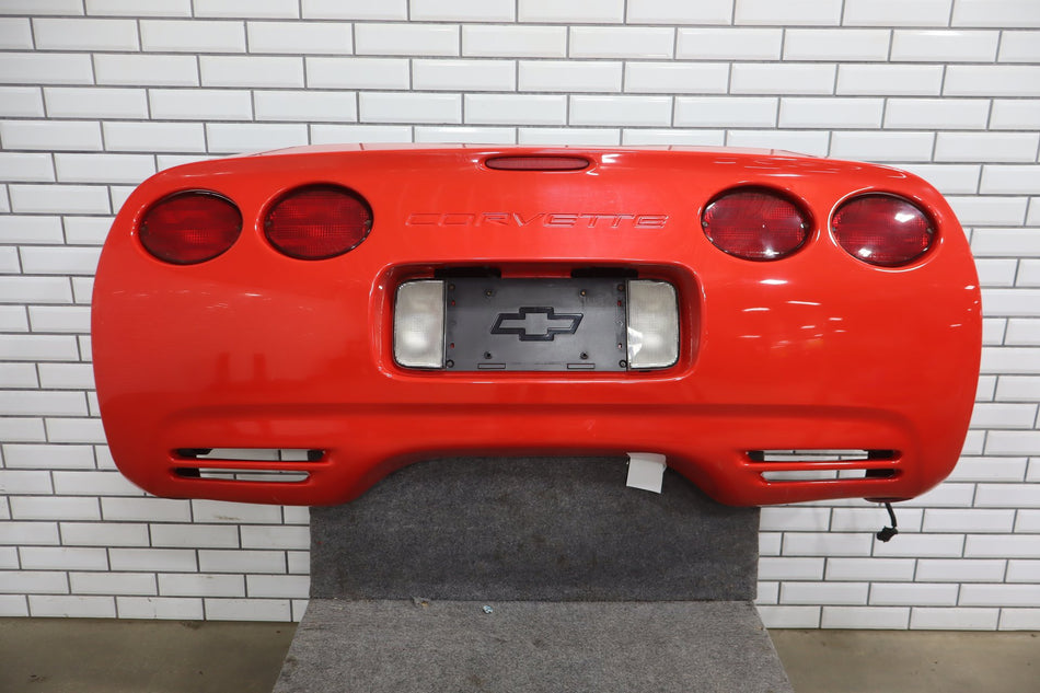 1997-2004 Chevrolet Corvette C5 Rear Bumper Torch Red 70u